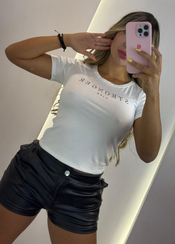 Camiseta Stronger